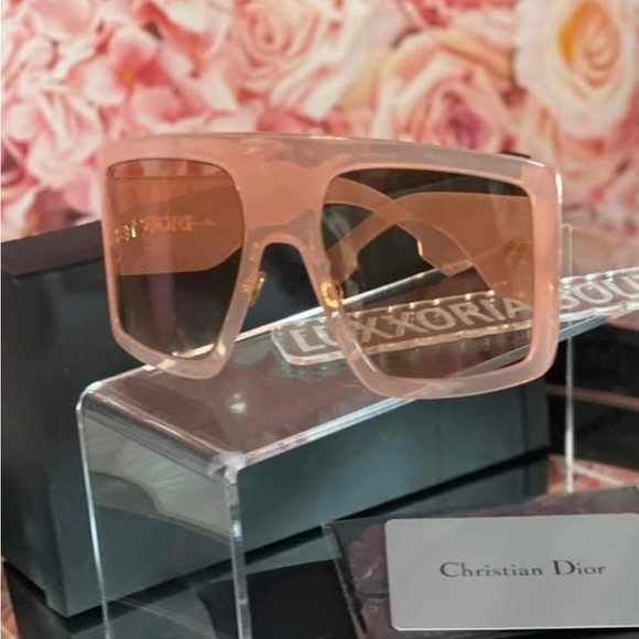 DIOR SOLIGHT PEACH COLOR - Picture 3 of 15